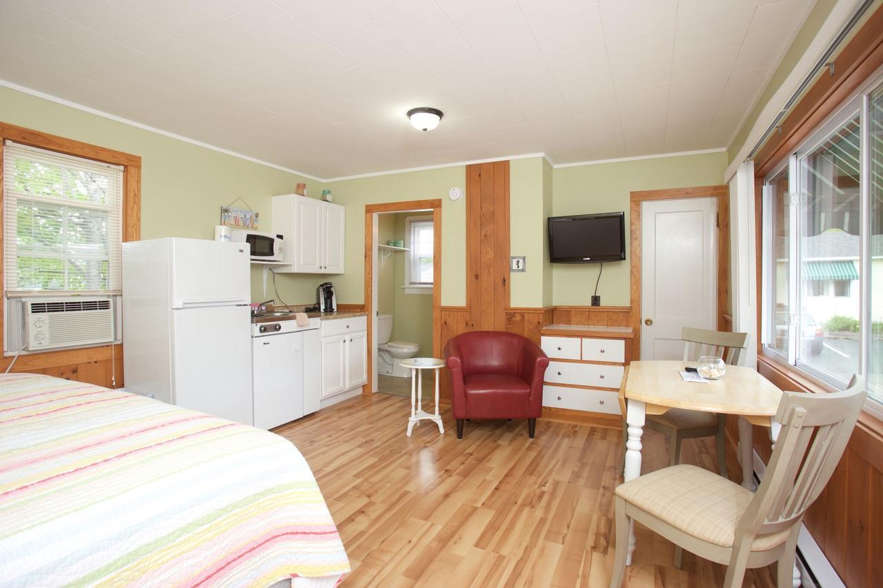 Drake'S Island Resort & Cottages 웰즈 외부 사진
